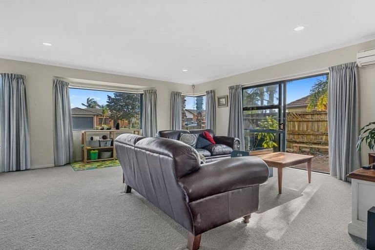 Photo of property in 27 Beachlands Place, Papamoa Beach, Papamoa, 3118