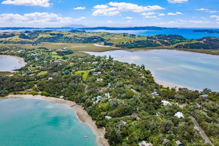 Photo of property in 20 Young Street, Mahurangi East, Warkworth, 0982