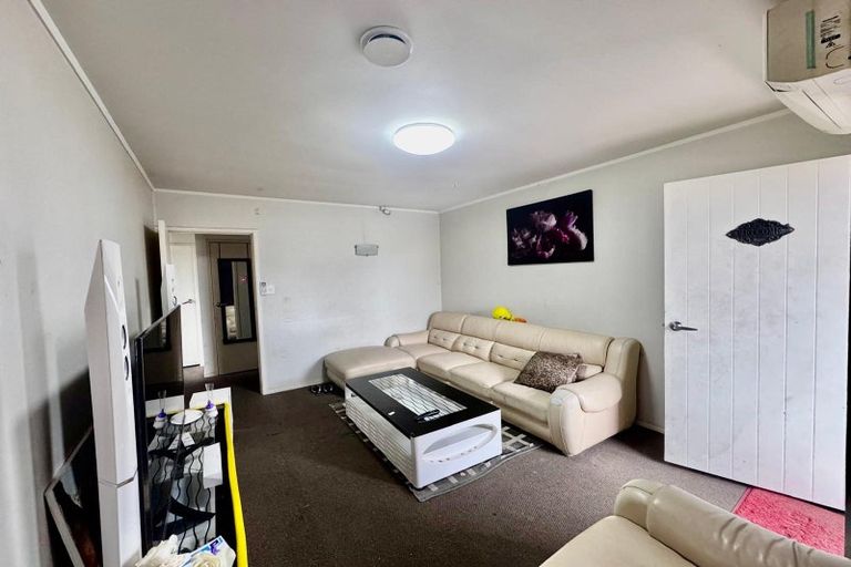 Photo of property in 11c Onslow Road, Papakura, 2110