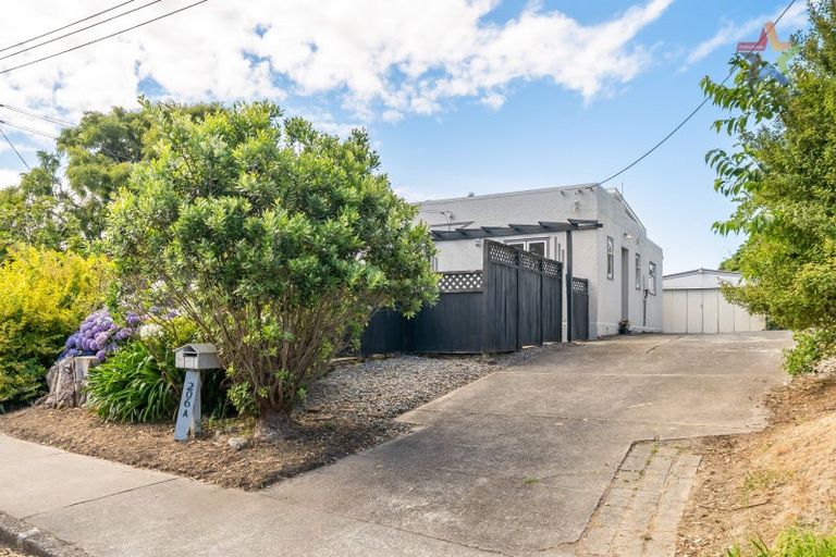 Photo of property in 206a Miromiro Road, Normandale, Lower Hutt, 5010