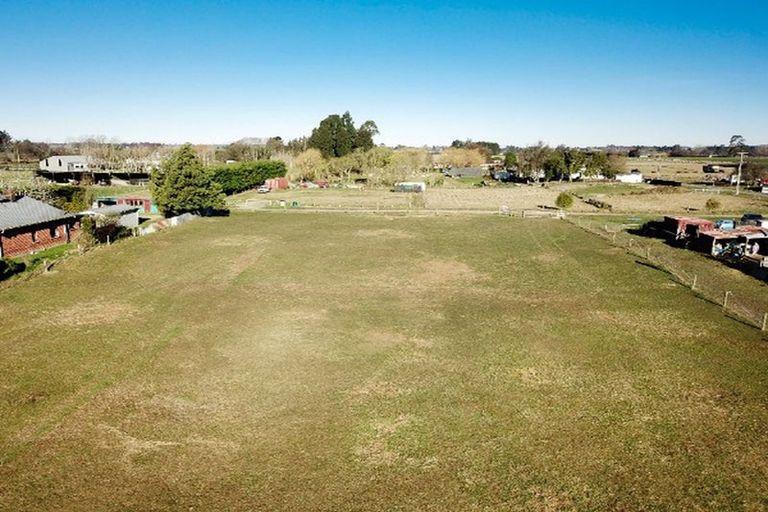 Photo of property in 38 Montgomery Street, Stokes Valley, Lower Hutt, 5019