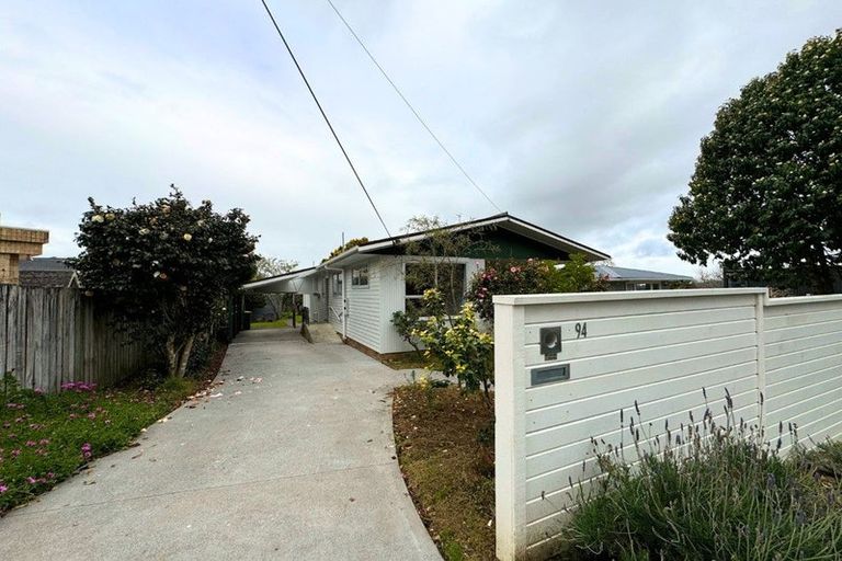Photo of property in 94 Ferry Parade, Herald Island, Auckland, 0618