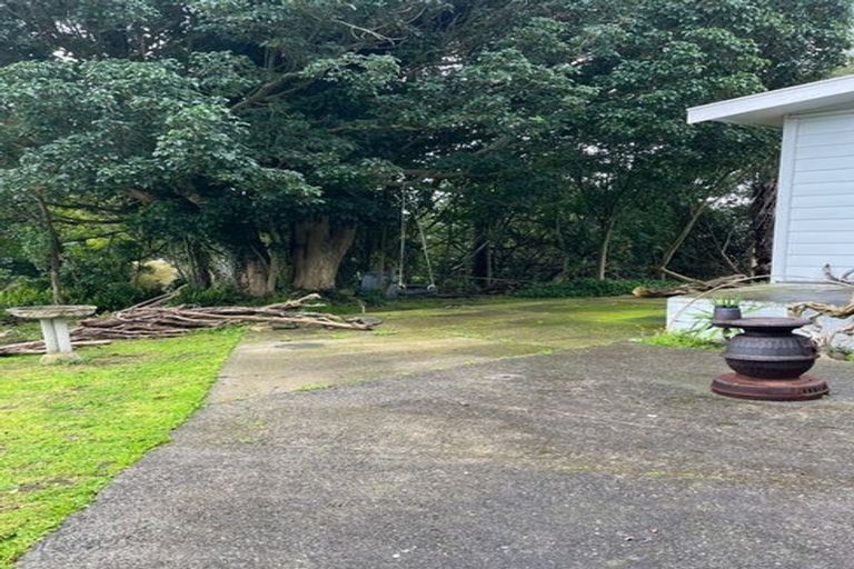 Photo of property in 10 George Street, Waitara, 4320