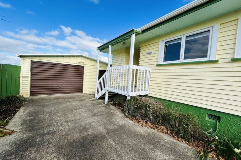 Photo of property in 128 Hurndall Street East, Maungaturoto, 0520