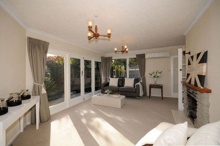 Photo of property in 44 Whitby Street, Burnside, Christchurch, 8053