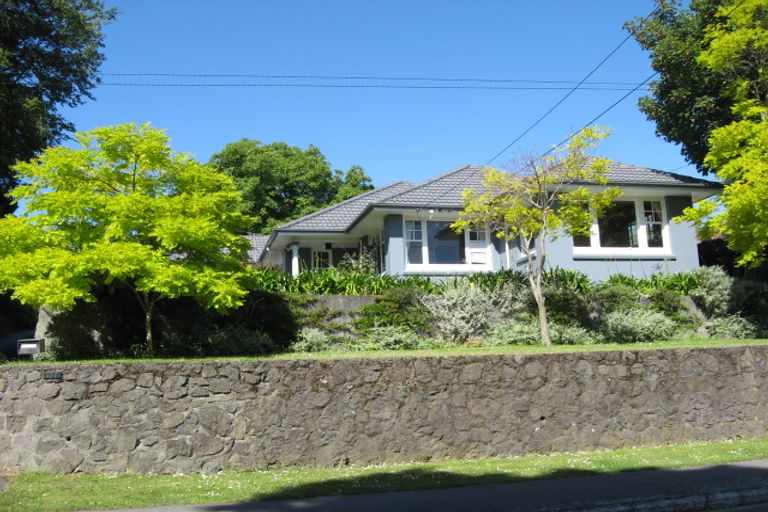 Photo of property in 177 Fifield Terrace, Opawa, Christchurch, 8023