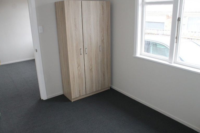 Photo of property in 44b Swaffield Road, Papatoetoe, Auckland, 2025