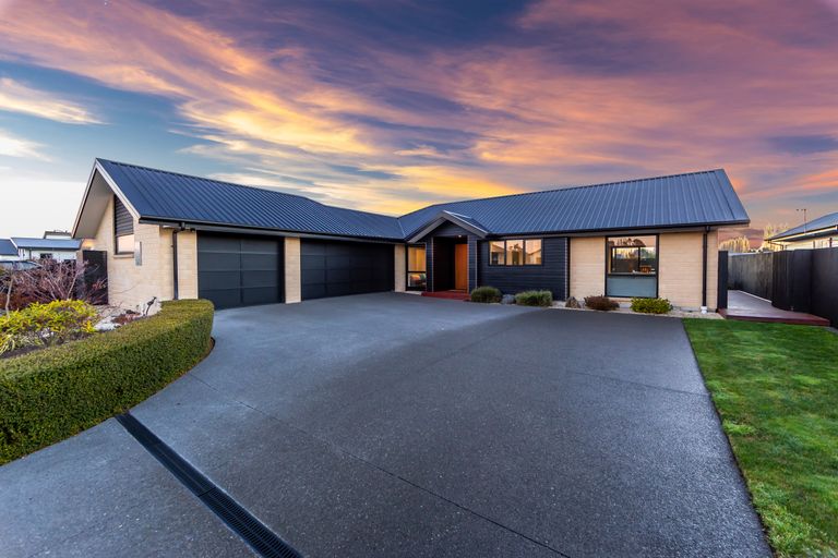 Photo of property in 89 Metehau Street, Marshland, Christchurch, 8083