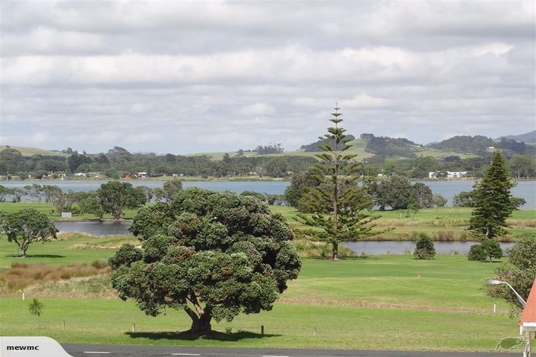 Photo of property in 3 Caroline Heights, Omaha, 0986