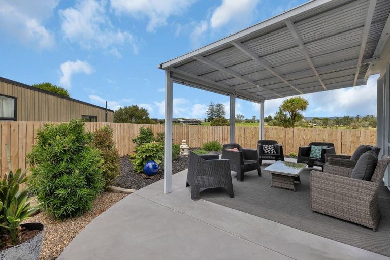 Photo of property in 16 Riverglen Road, Waipu, 0510