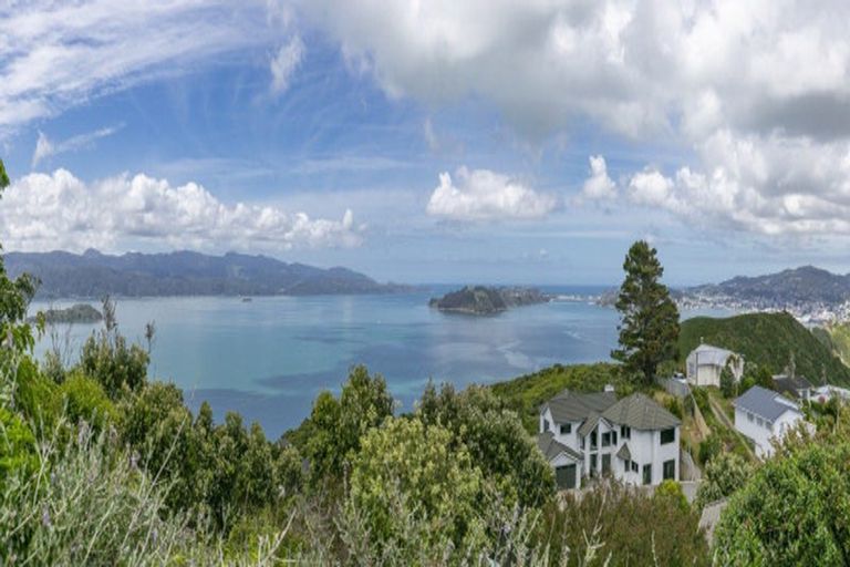 Photo of property in 109 Black Rock Road, Newlands, Wellington, 6037