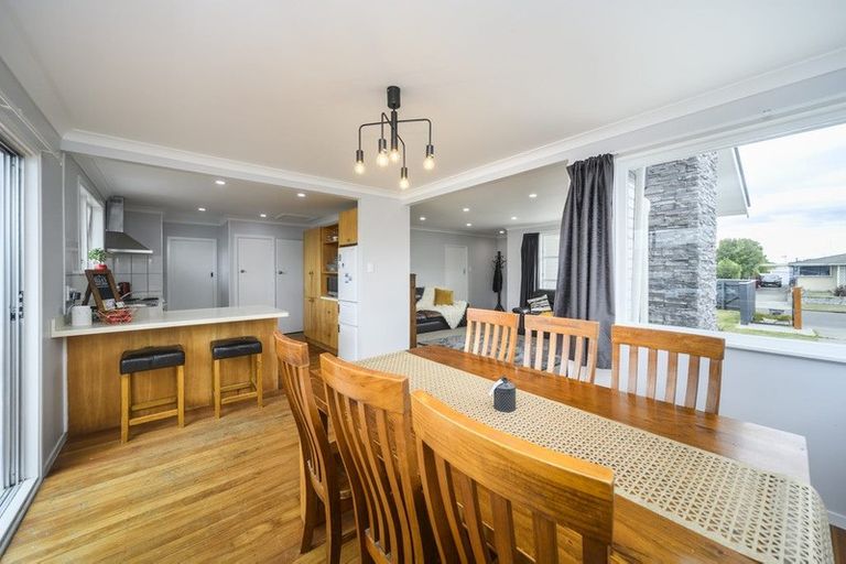 Photo of property in 23 Langley Avenue, Milson, Palmerston North, 4414