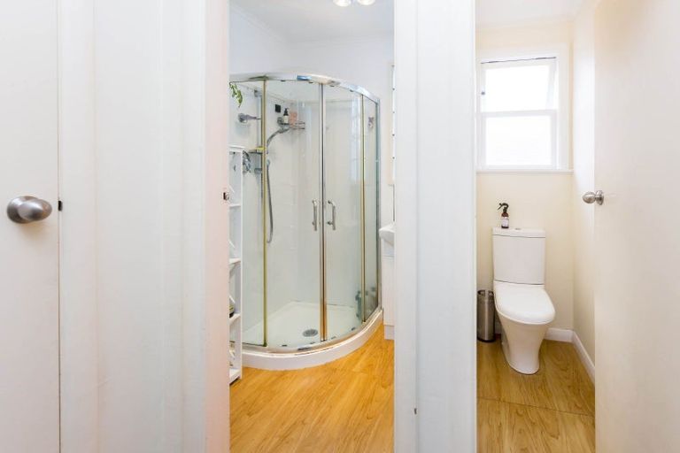 Photo of property in 6 Tui Grove, Elderslea, Upper Hutt, 5018