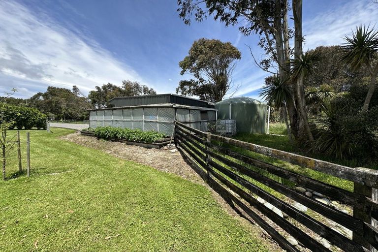 Photo of property in 114 Golf Links Road, Ruatapu, Hokitika, 7883