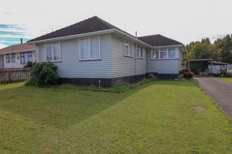 Photo of property in 12 Hartgill Crescent, Dannevirke, 4930