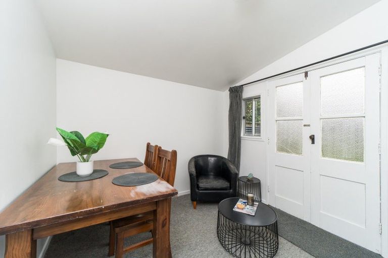 Photo of property in 9 Hinau Place, Cloverlea, Palmerston North, 4412