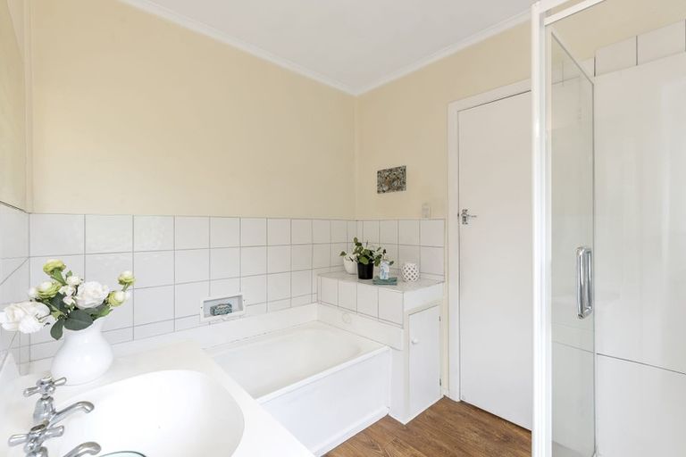 Photo of property in 80 Matatua Road, Raumati Beach, Paraparaumu, 5032