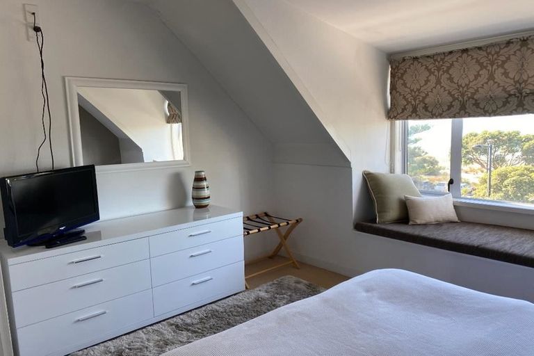 Photo of property in 249 Marine Parade, Napier South, Napier, 4110