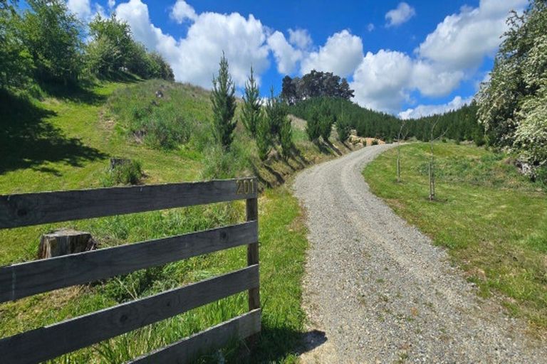 Photo of property in 201 Admiral Road, Gladstone, 5883