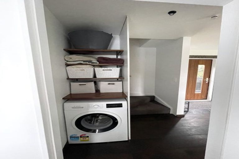 Photo of property in 92a Khandallah Road, Khandallah, Wellington, 6035