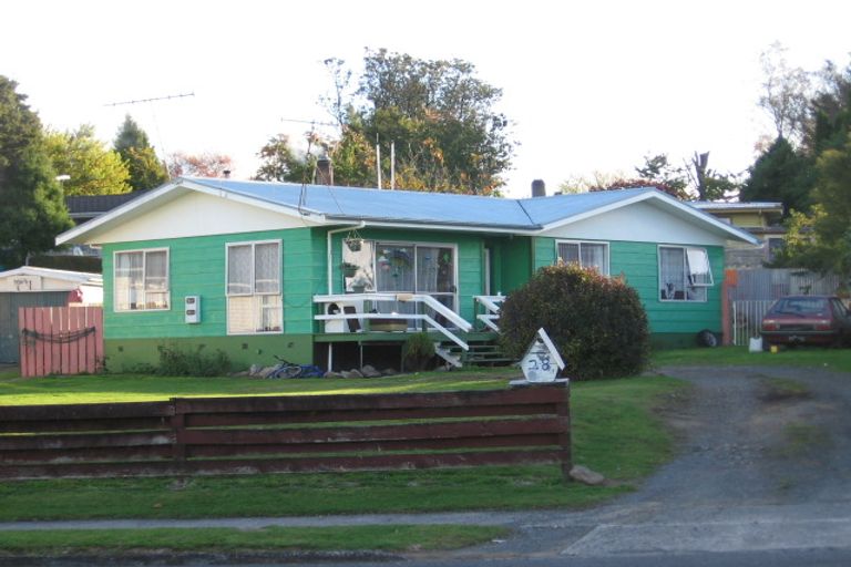 Photo of property in 28 Papanui Street, Tokoroa, 3420