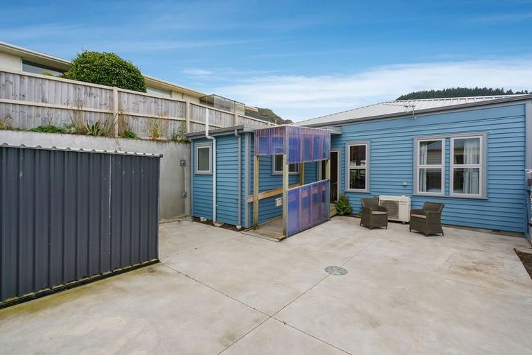 Photo of property in 39 Canterbury Street, Lyttelton, 8082