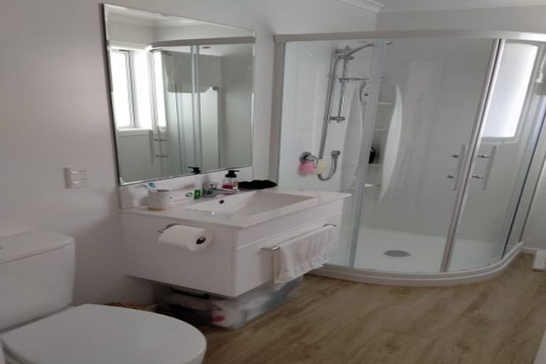 Photo of property in 18a Resolution Drive, Whitby, Porirua, 5024