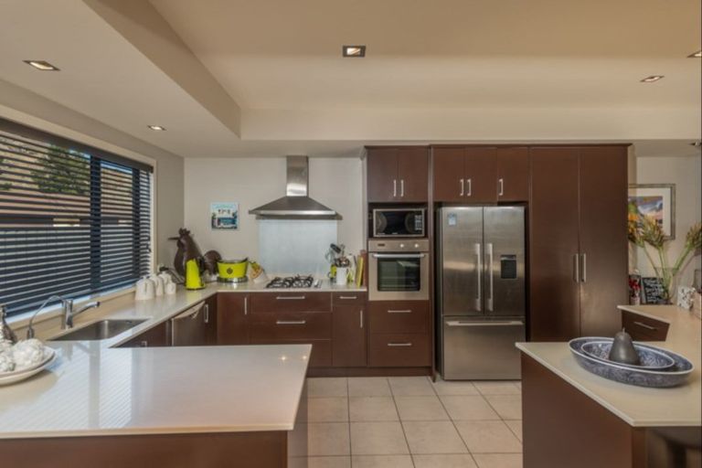 Photo of property in 15 Sunhaven Cove, Cromwell, 9310