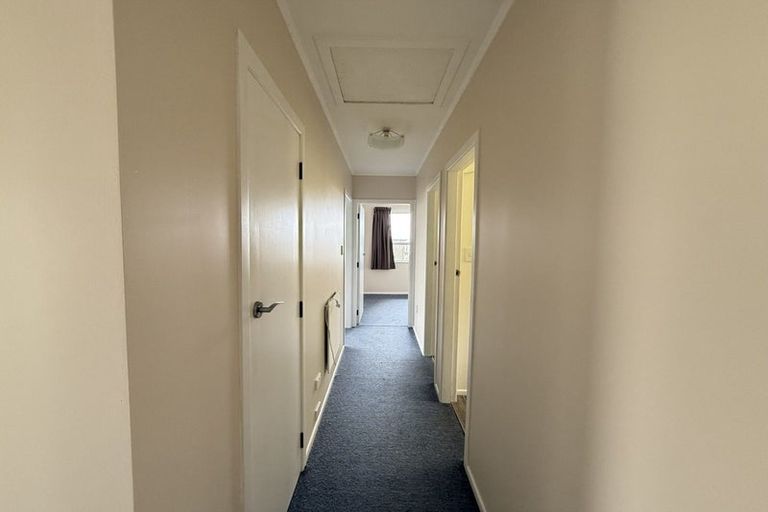 Photo of property in 13 Jane Grove, Paparangi, Wellington, 6037