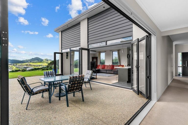 Photo of property in 362b Barrier View Road, Mangawhai, 0573
