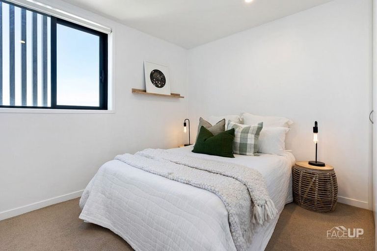 Photo of property in 12/169 Hobsonville Point Road, Hobsonville, Auckland, 0616