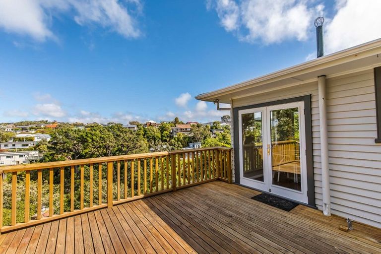 Photo of property in 9 Karachi Crescent, Khandallah, Wellington, 6035