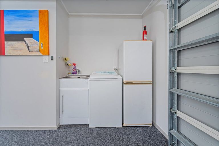 Photo of property in 15 Admiral Drive, Cooks Beach, Whitianga, 3591