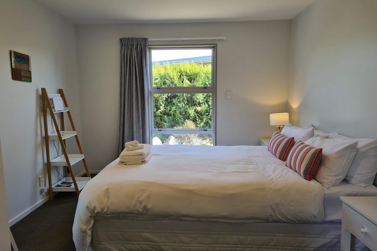 Photo of property in 9 Dwyer Place, Lake Tekapo, 7999