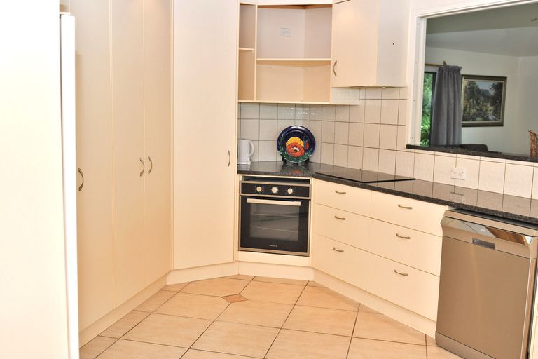 Photo of property in 5 Glance Street, Sandspit, Warkworth, 0982