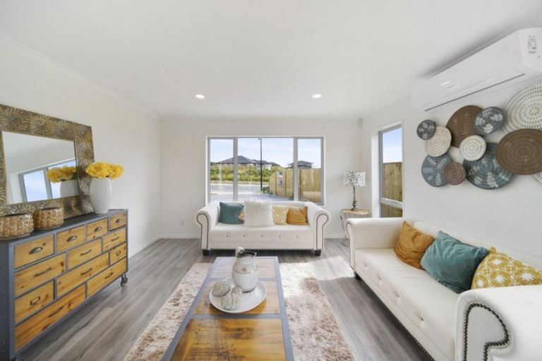 Photo of property in 38 Melgran Avenue, Papakura, 2110