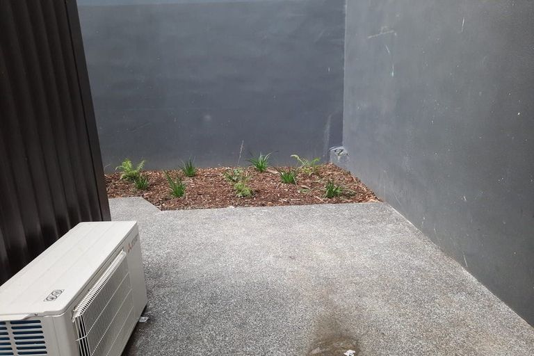 Photo of property in 8/185 High Street, Hutt Central, Lower Hutt, 5010