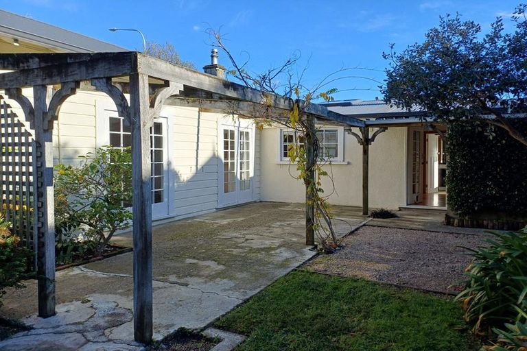 Photo of property in 75 Bronte Street East, Nelson, 7010
