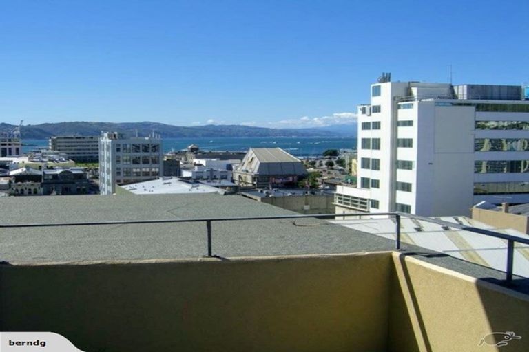 Photo of property in De Vere Apartments, 1/23 Tennyson Street, Te Aro, Wellington, 6011