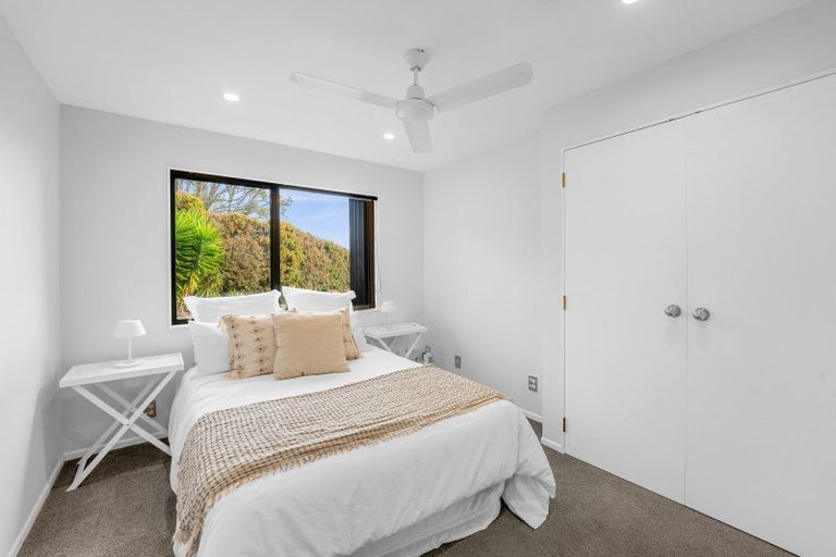 Photo of property in 14 Wade Place, Welcome Bay, Tauranga, 3175