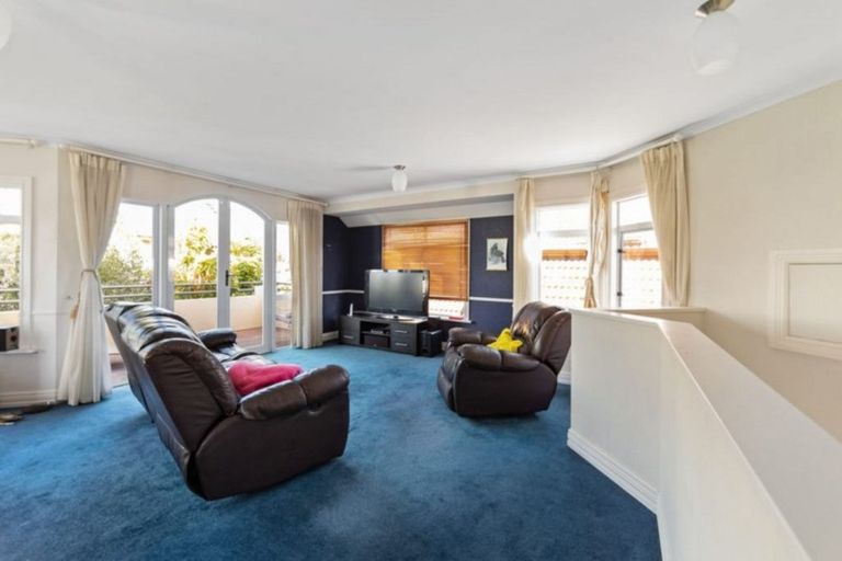Photo of property in 50c Maunganui Road, Mount Maunganui, 3116