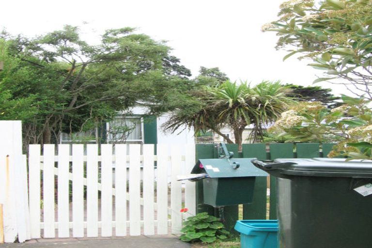 Photo of property in 32 Duppa Street, Berhampore, Wellington, 6023