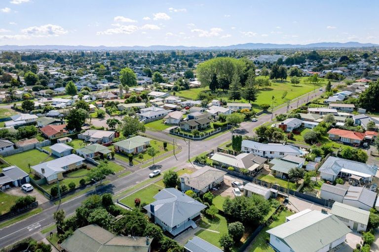 Photo of property in 6 Carlyle Avenue, Chartwell, Hamilton, 3210