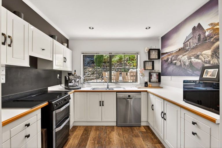 Photo of property in 19a Tainui Drive, Havelock North, 4130