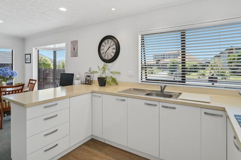 Photo of property in 2/15 Stead Crescent, Stoke, Nelson, 7011