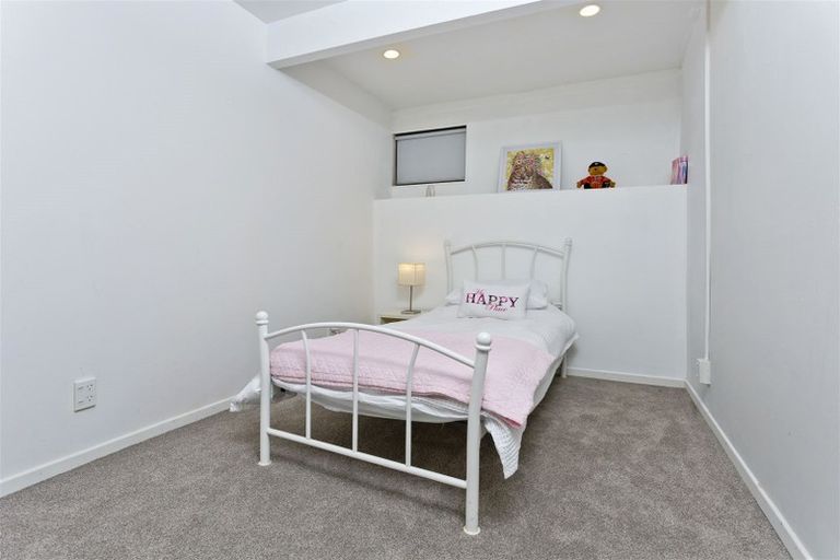 Photo of property in 12 Seaton Road, Murrays Bay, Auckland, 0630