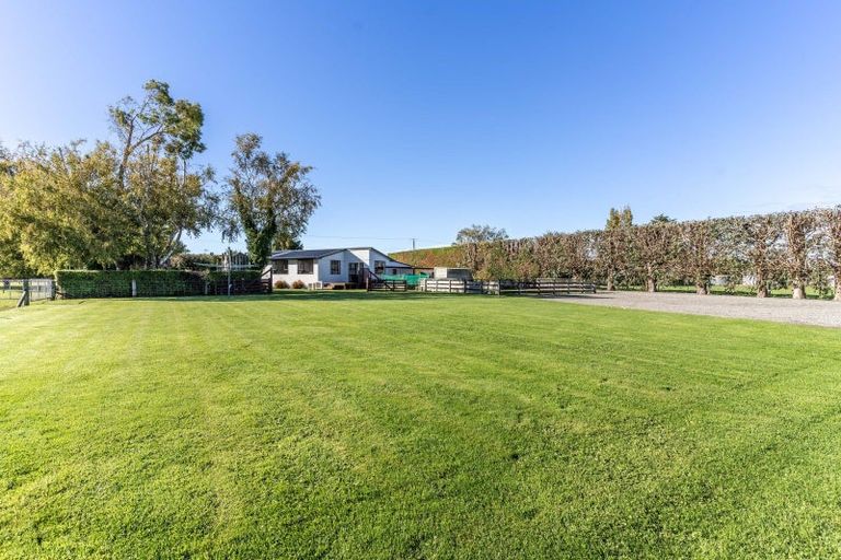 Photo of property in 335 Egerton Road, Winton, 9782