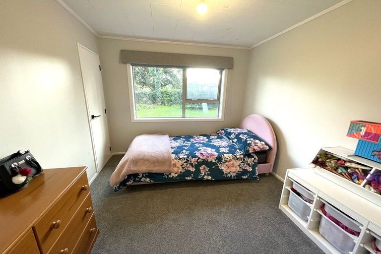 Photo of property in 23 Kaweka Place, Havelock North, 4130