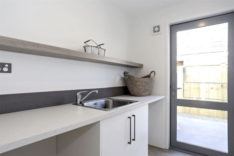 Photo of property in 10 Tuangi Way, Papamoa Beach, Papamoa, 3118