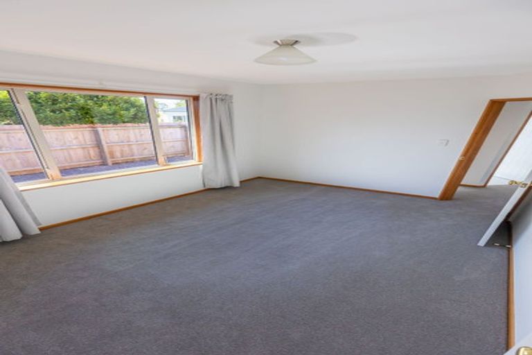 Photo of property in 70 Church Street, Oxford, 7430